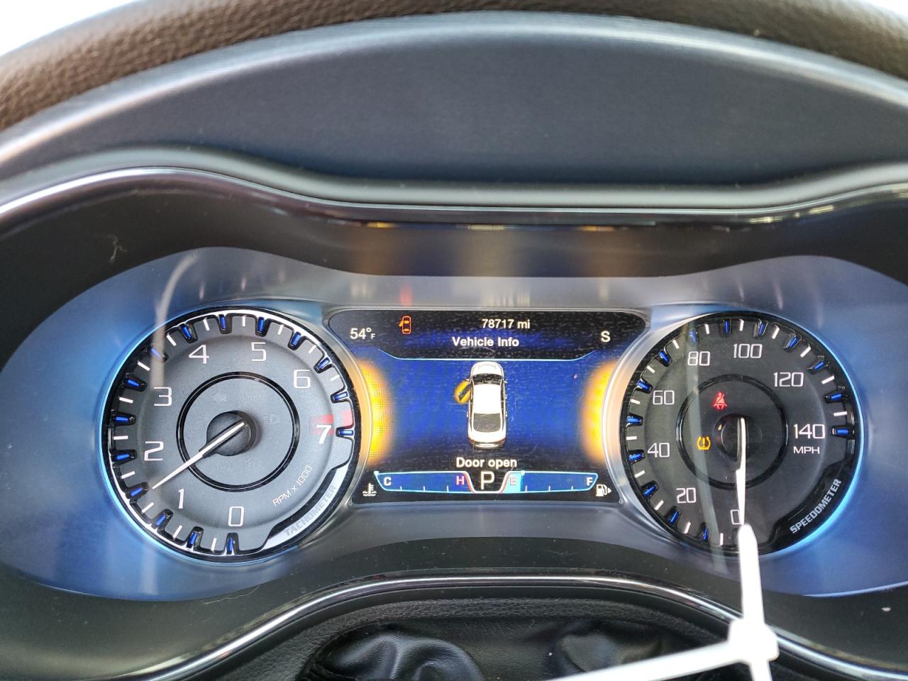 2016 Chrysler 200 S VIN: 1C3CCCDG6GN135689 Lot: 81529295