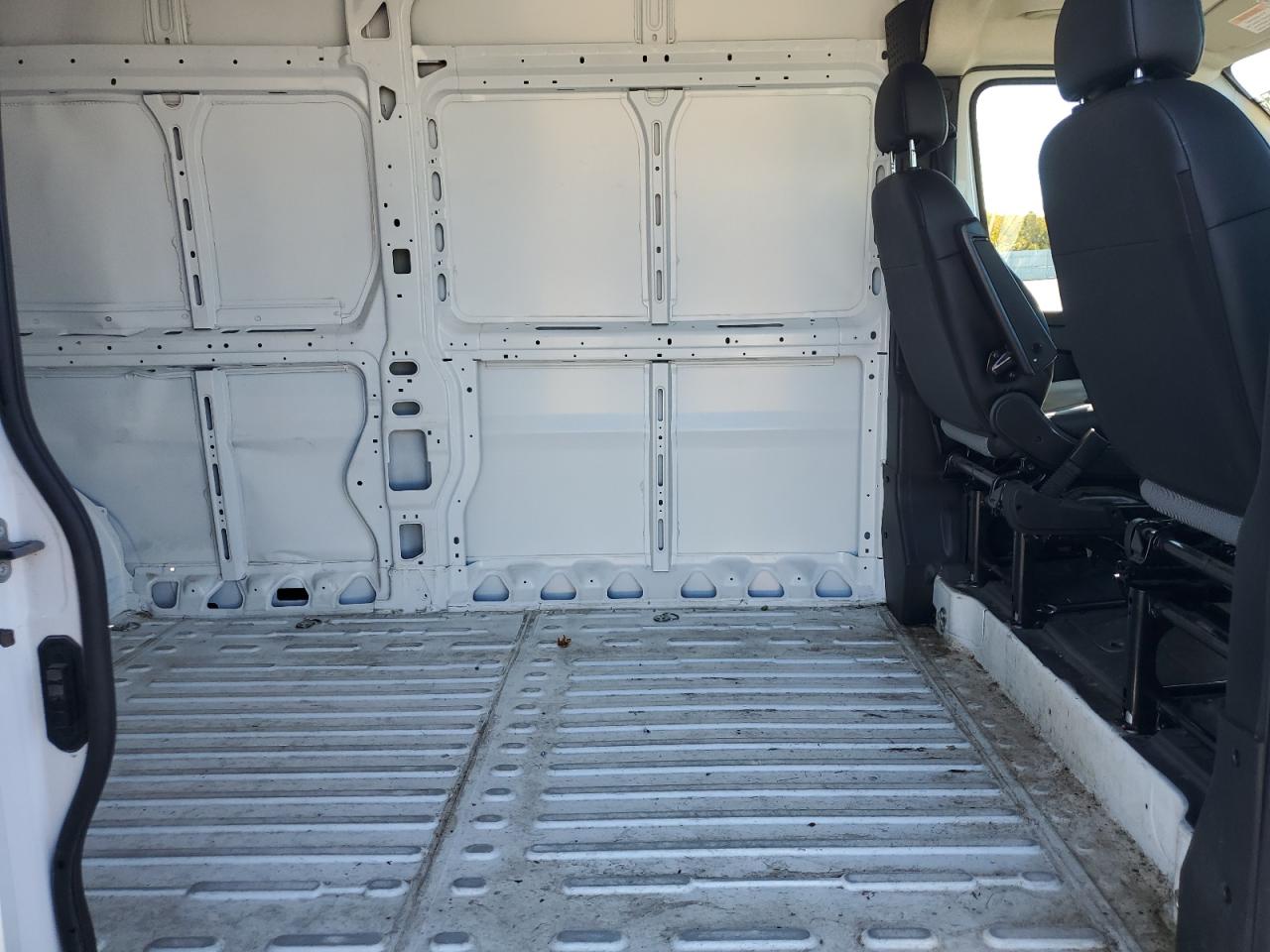 2025 Ram Promaster 3500 3500 High VIN: 3C6MRVHG4SE548381 Lot: 86170905