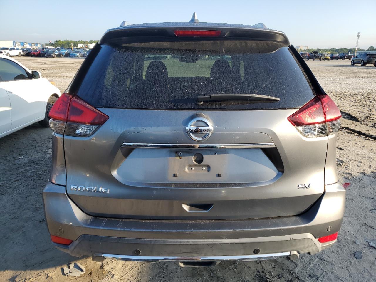 2019 Nissan Rogue S VIN: KNMAT2MT0KP526666 Lot: 84558555