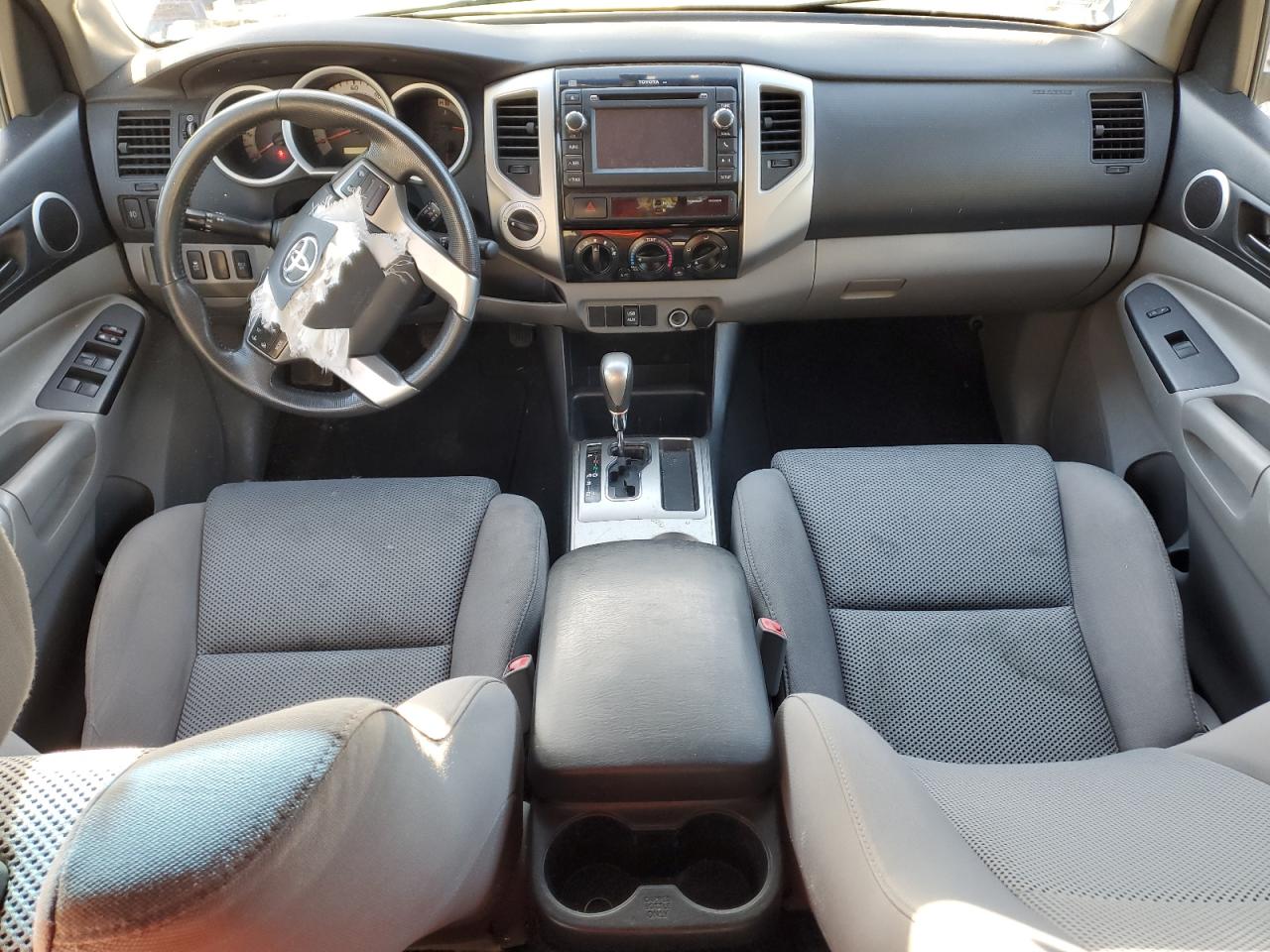 2013 Toyota Tacoma Double Cab VIN: 3TMLU4EN6DM117372 Lot: 84928835