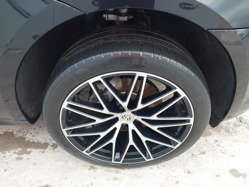 2022 PORSCHE MACAN 5DR PDK