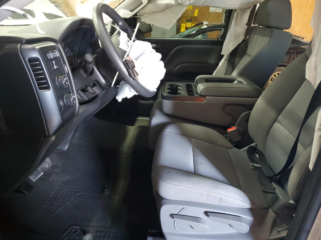 2018 Chevrolet Silverado K1500 Custom VIN: 3GCUKPEC0JG208867 Lot: 82512385