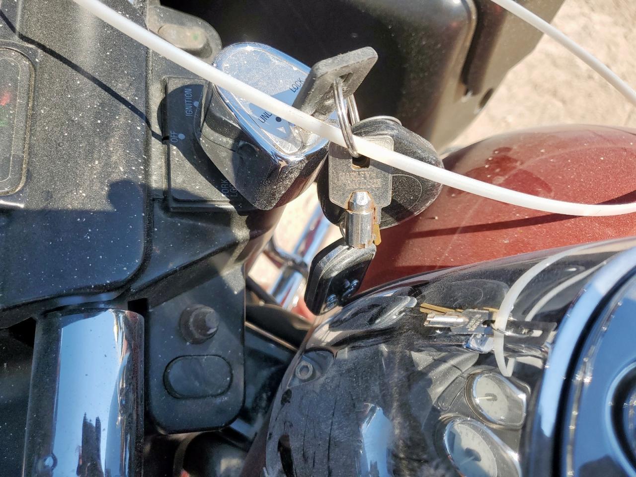 2013 Harley-Davidson Fltrx Road Glide Custom VIN: 1HD1KHM13DB648490 Lot: 82396555