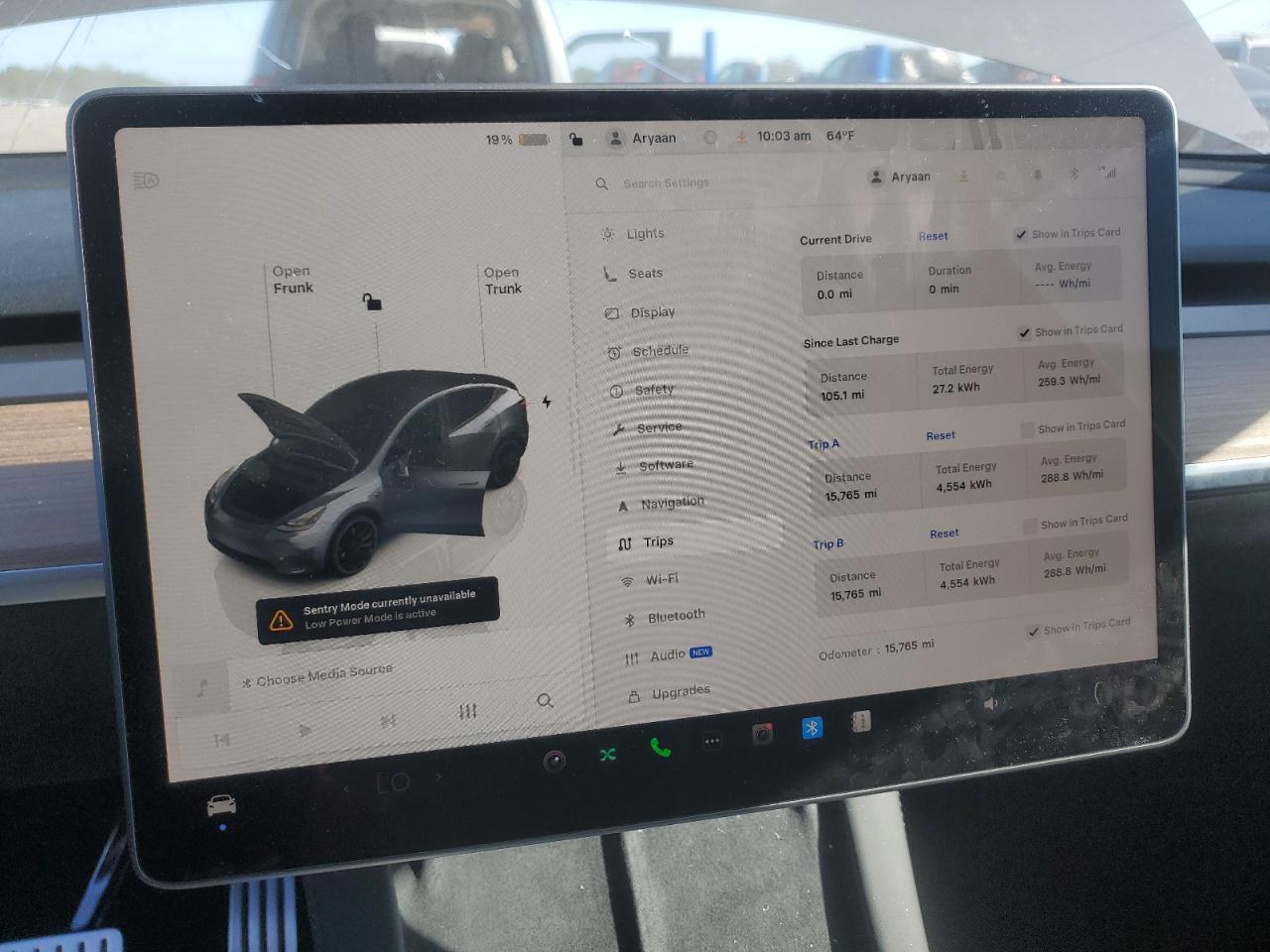 2023 Tesla Model Y VIN: 7SAYGDEF4PF894702 Lot: 84805945