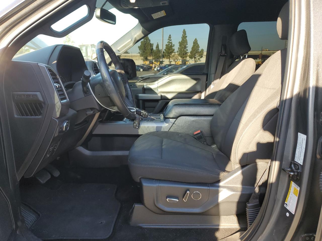 2018 Ford F150 Supercrew VIN: 1FTEW1E55JKC84715 Lot: 82358275