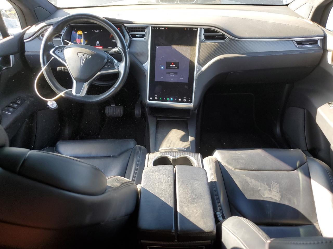 2018 Tesla Model X VIN: 5YJXCDE29JF092218 Lot: 86470835