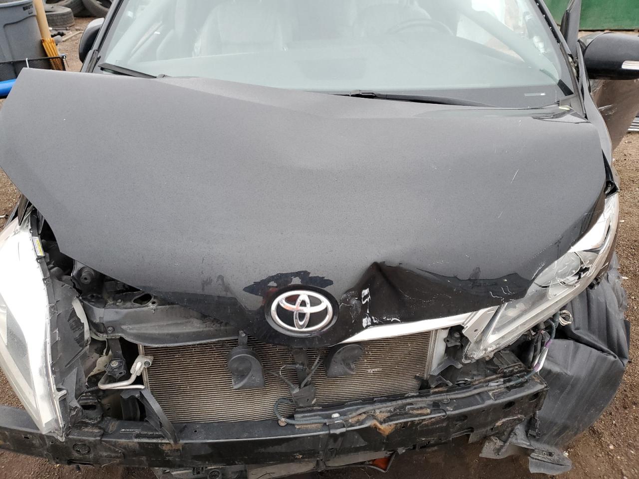 2015 Toyota Sienna Xle VIN: 5TDDK3DC6FS125513 Lot: 82234105