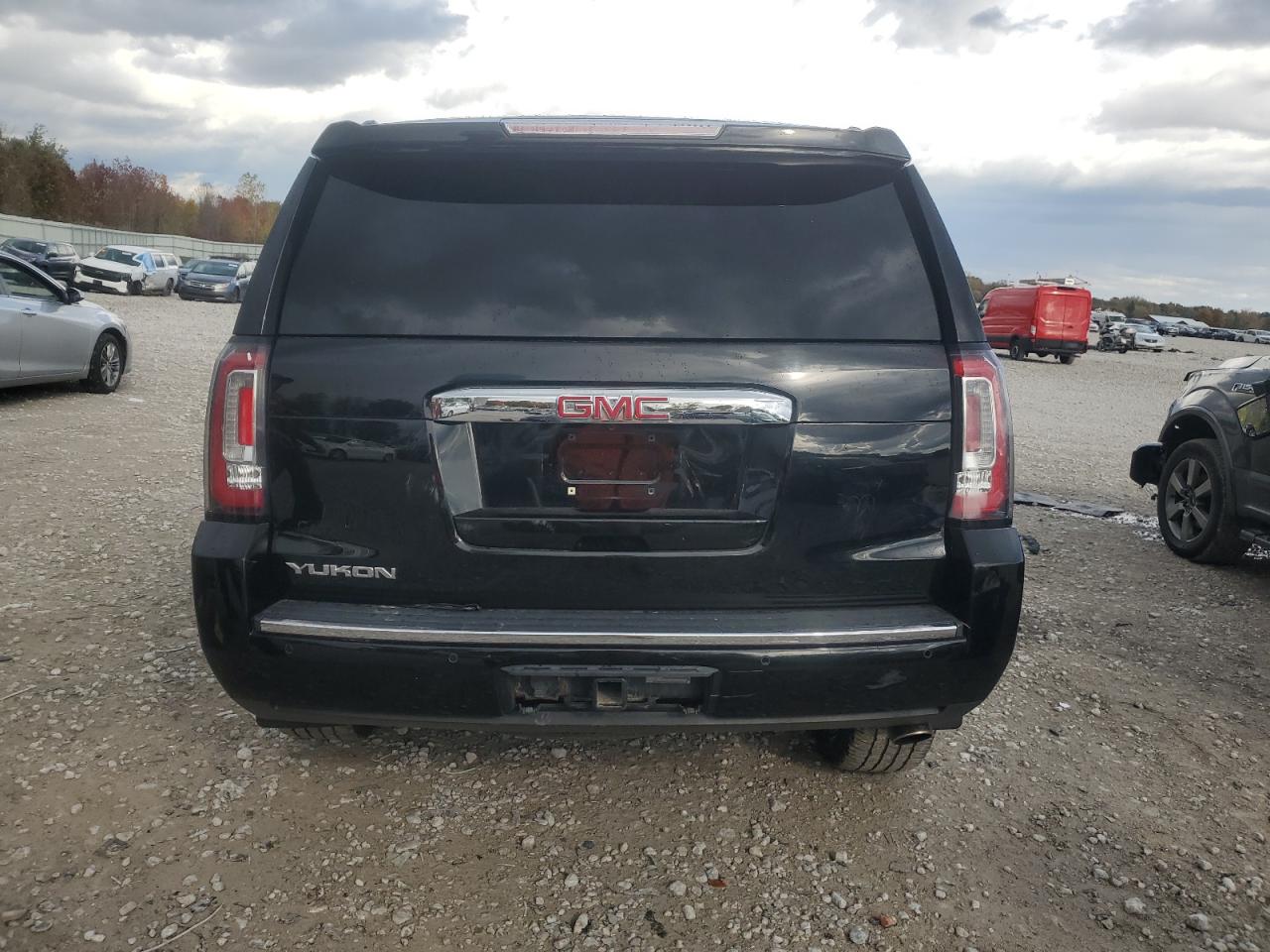 2018 GMC Yukon Denali VIN: 1GKS2CKJ3JR113548 Lot: 89461065
