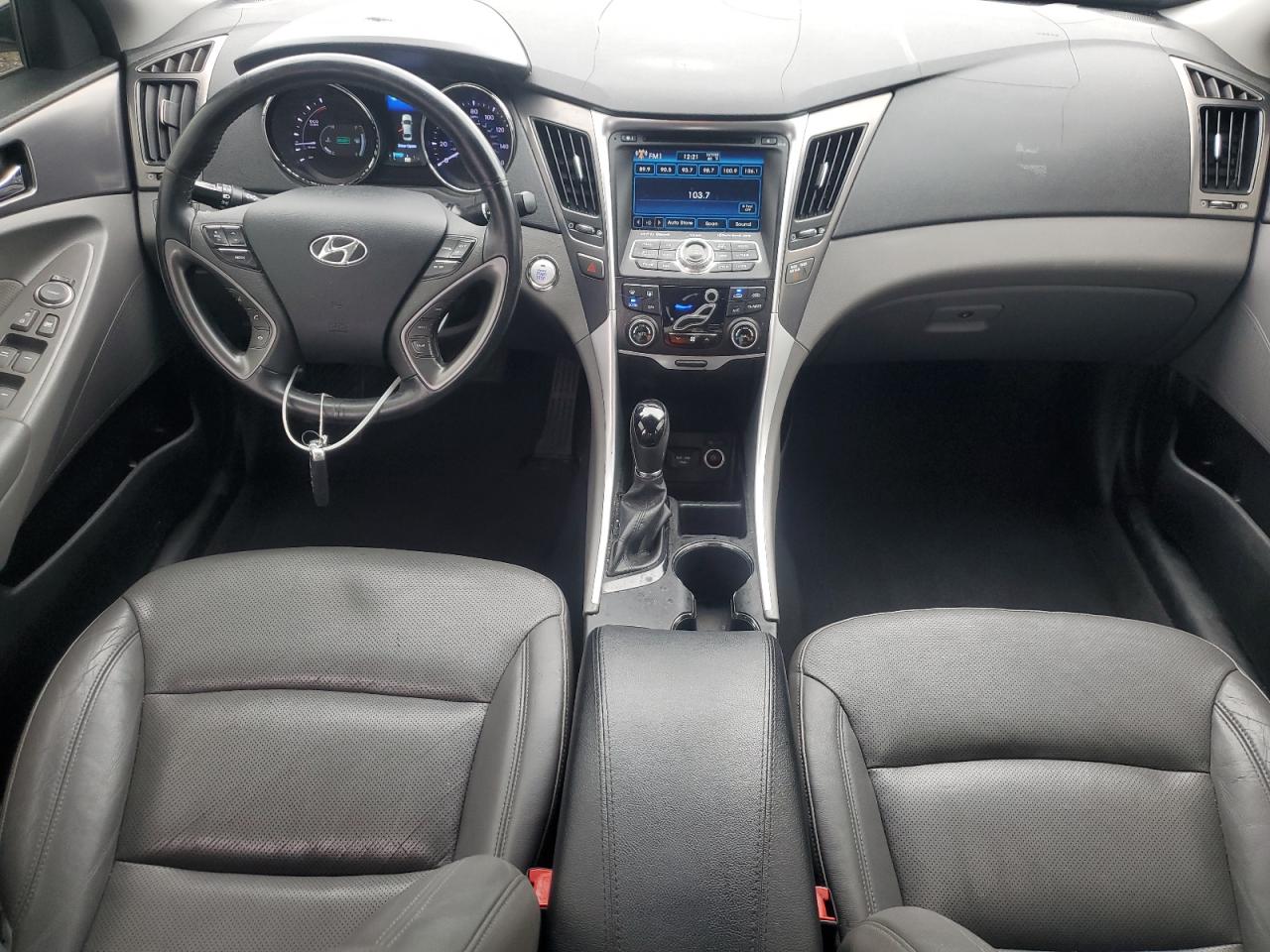 2015 Hyundai Sonata Hybrid VIN: KMHEC4A4XFA119386 Lot: 86144895