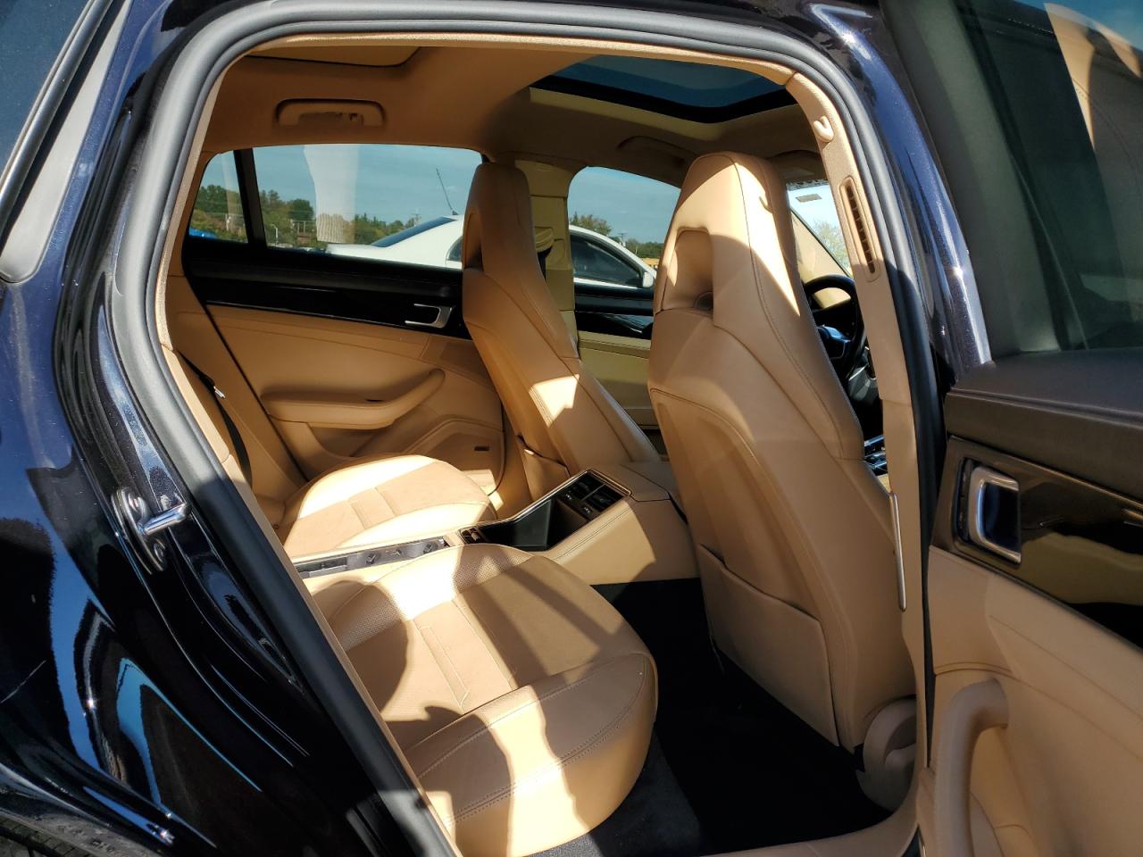 2018 Porsche Panamera 4 E-Hybrid VIN: WP0AE2A72JL130245 Lot: 86826405