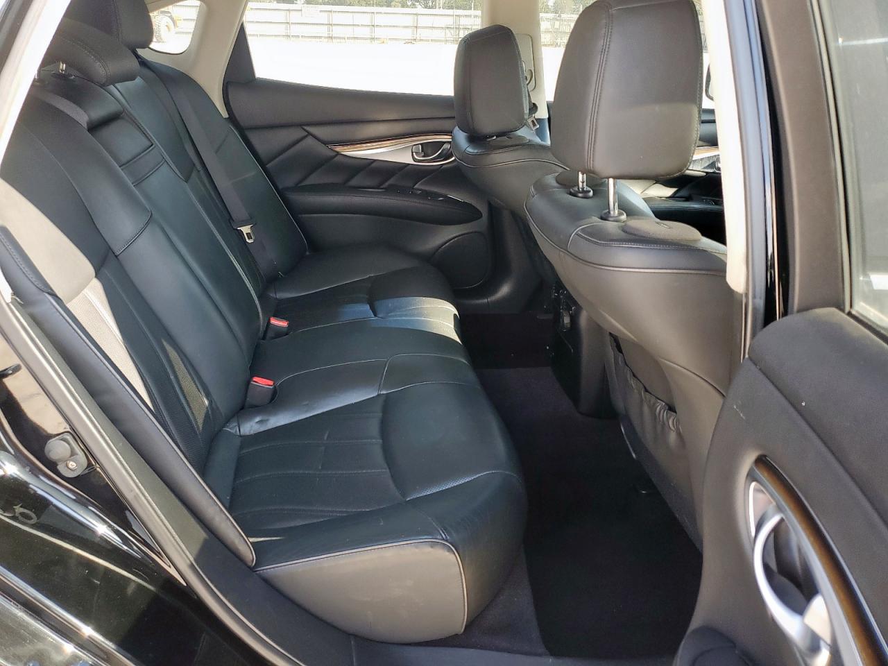 2012 Infiniti M35H VIN: JN1EY1AP0CM910702 Lot: 84926155