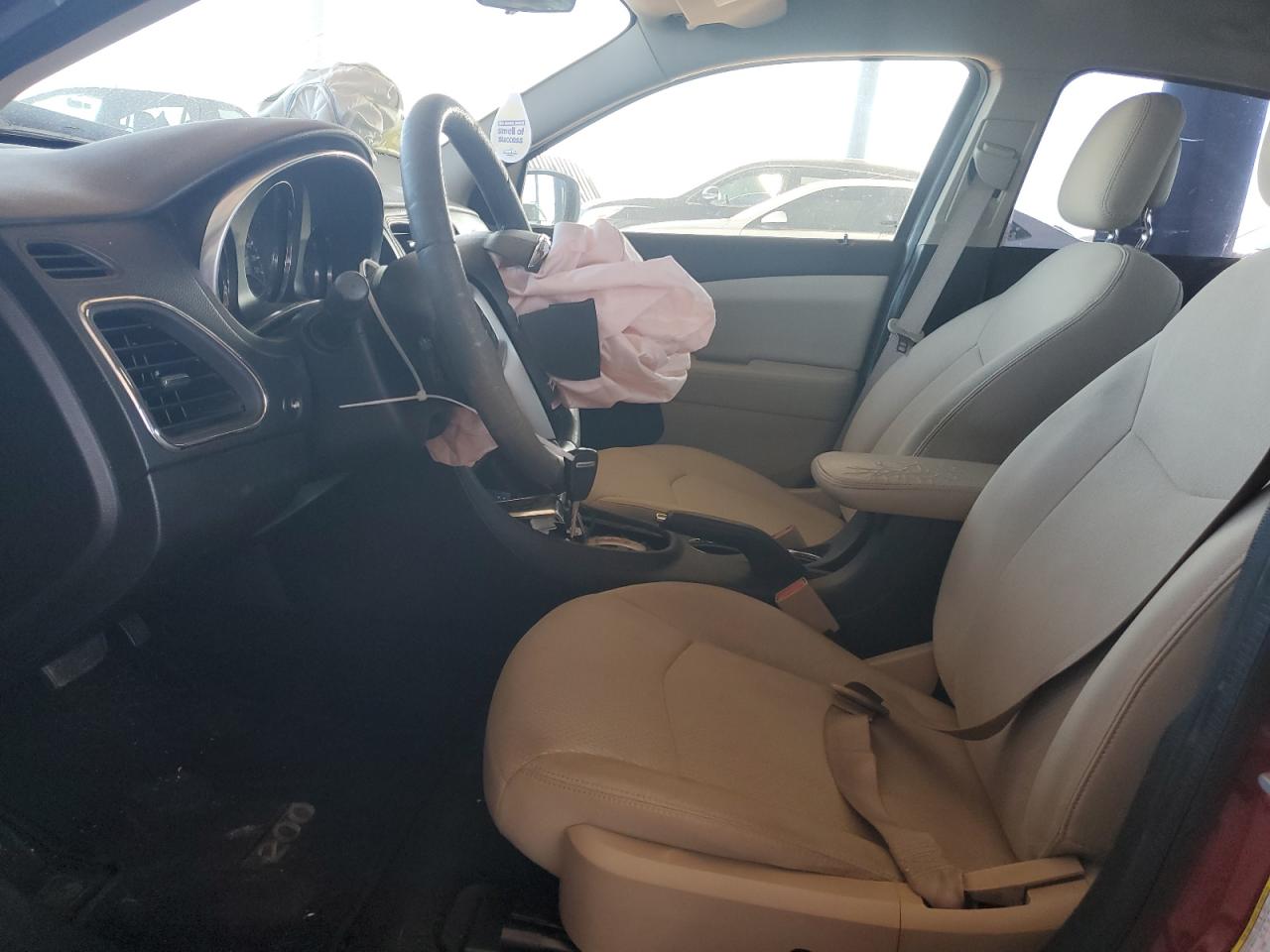 2013 Chrysler 200 Touring VIN: 1C3CCBBB5DN654553 Lot: 81993985