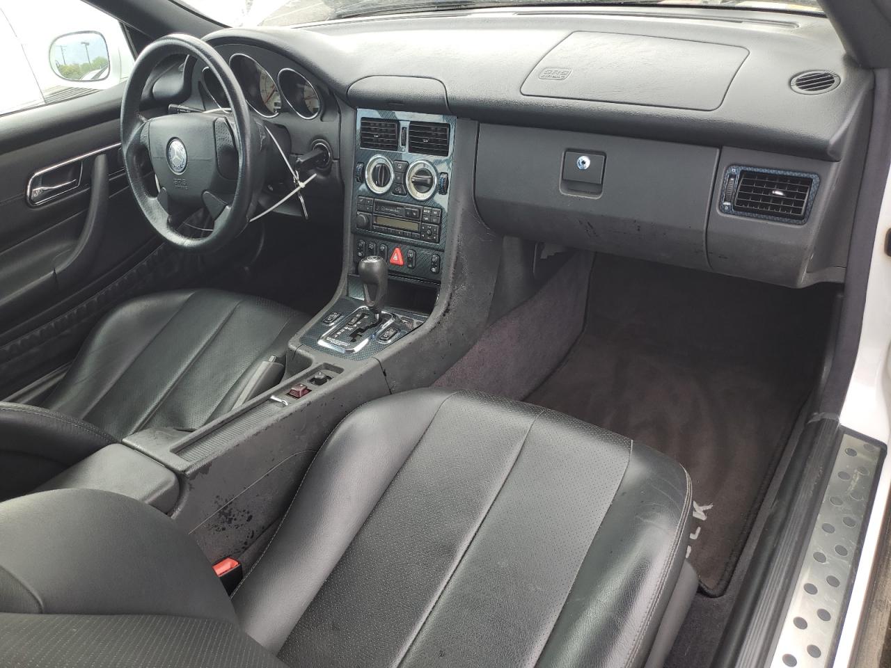 1998 Mercedes-Benz Slk 230 Kompressor VIN: WDBKK47F4WF058721 Lot: 84074125