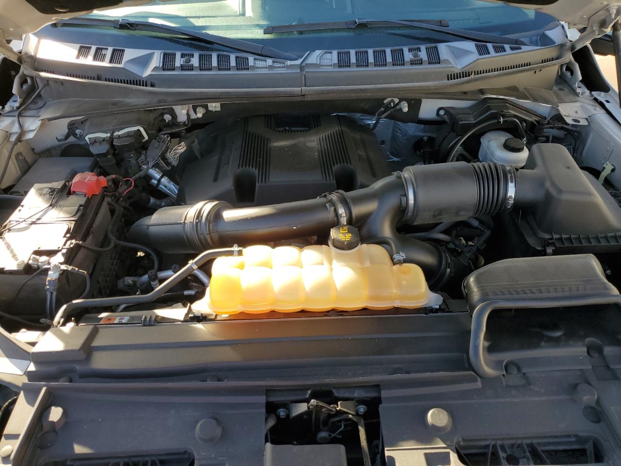 2017 Ford F150 Supercrew VIN: 1FTEW1EG8HKE23165 Lot: 85523335