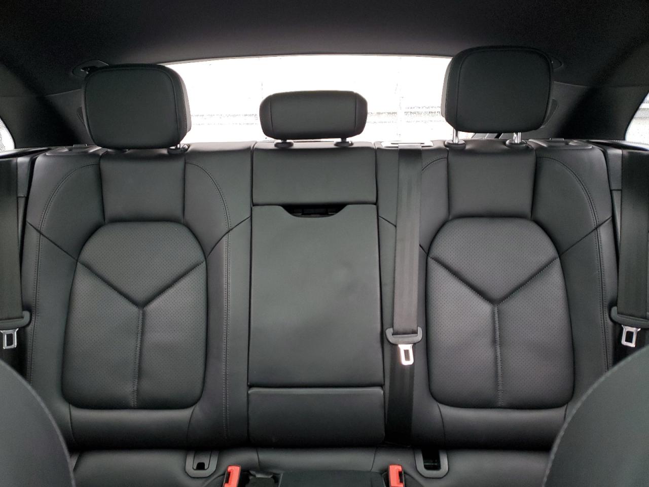 2017 Porsche Macan S VIN: WP1AB2A54HLB13852 Lot: 85577755