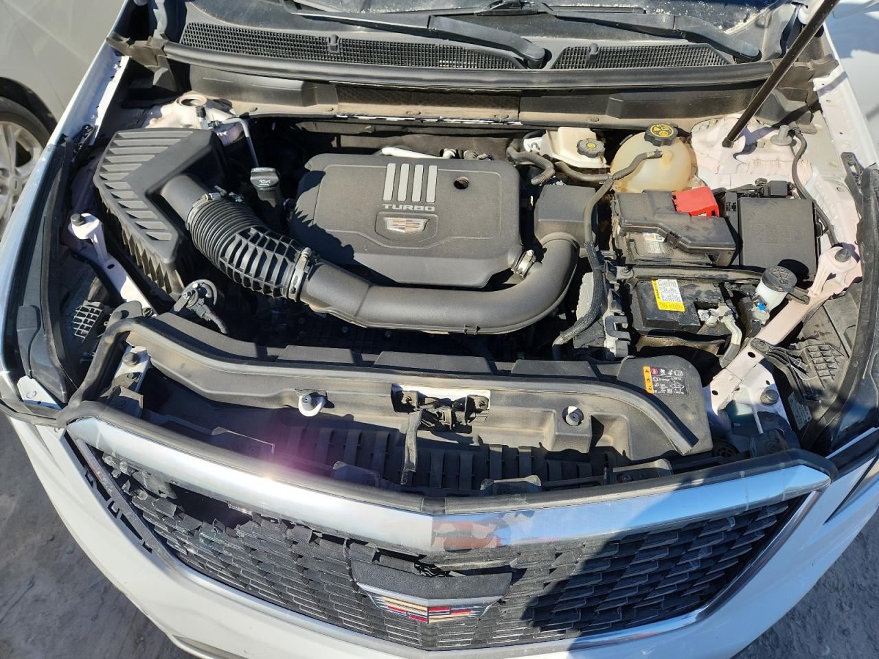 2022 Cadillac Xt5 Premium Luxury VIN: 1GYKNCR49NZ131555 Lot: 89640855