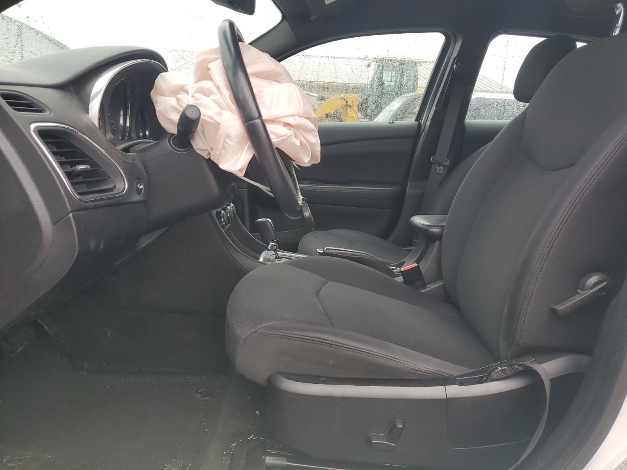 2013 Chrysler 200 Touring VIN: 1C3CCBBB1DN768372 Lot: 82321105