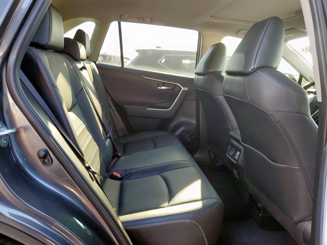 2019 Toyota Rav4 Limited VIN: JTMY1RFV5KD006458 Lot: 82187965