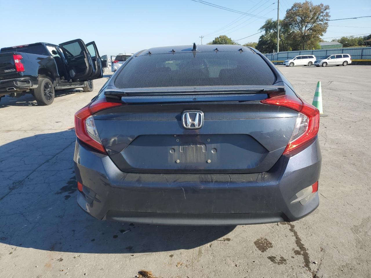 2017 Honda Civic Ex VIN: 19XFC2F73HE082164 Lot: 84965825