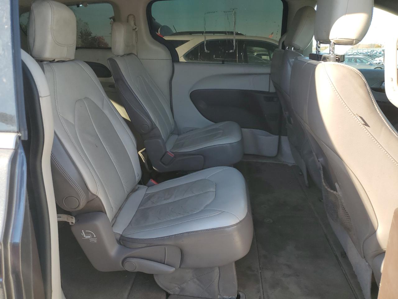 2017 Chrysler Pacifica Touring L VIN: 2C4RC1BG7HR543961 Lot: 86805755