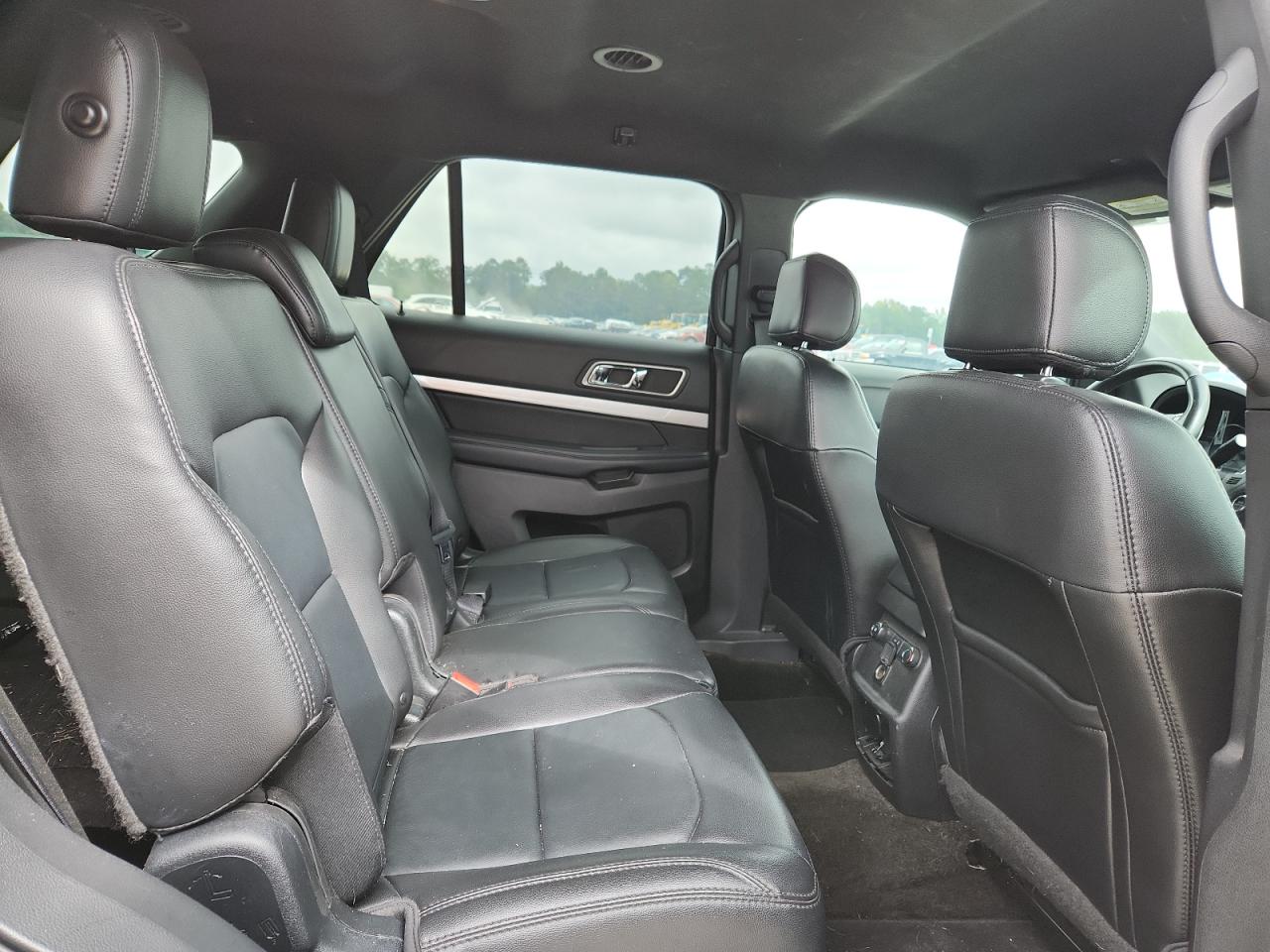 2017 Ford Explorer Xlt VIN: 1FM5K7DH0HGD49327 Lot: 82248935