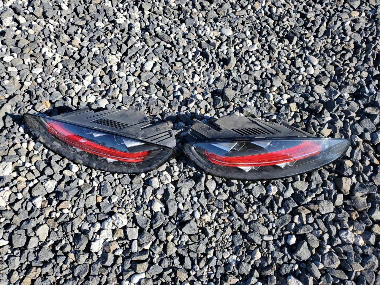 2017 Porsche Boxster S VIN: WP0CB2A89HS241689 Lot: 82414815