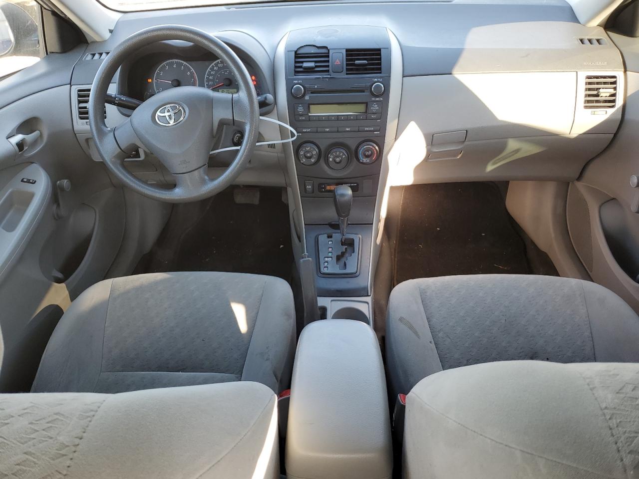 2010 Toyota Corolla Base VIN: 2T1BU4EE4AC253709 Lot: 85706365