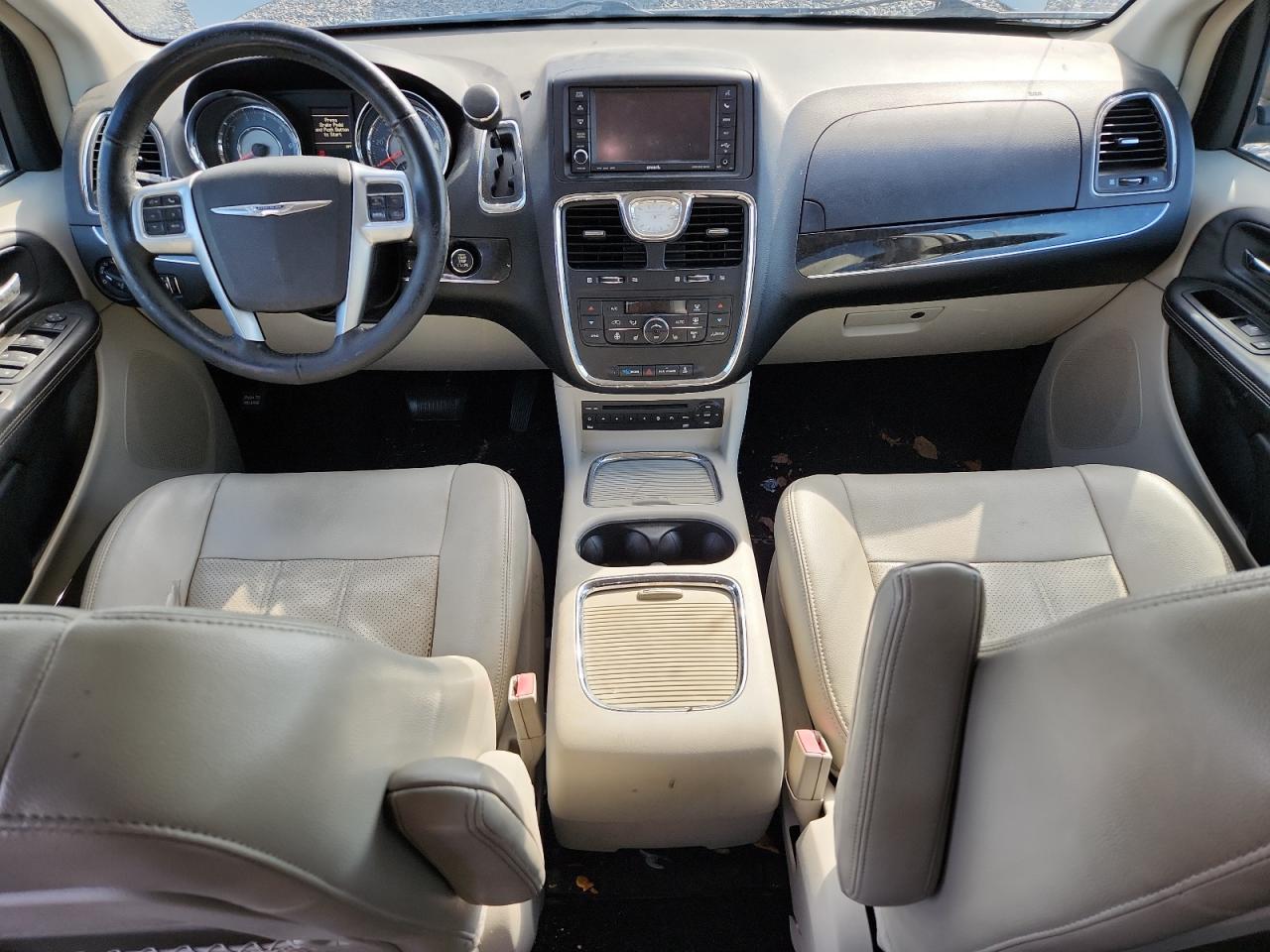 2013 Chrysler Town & Country Touring L VIN: 2C4RC1CG7DR535416 Lot: 82597775