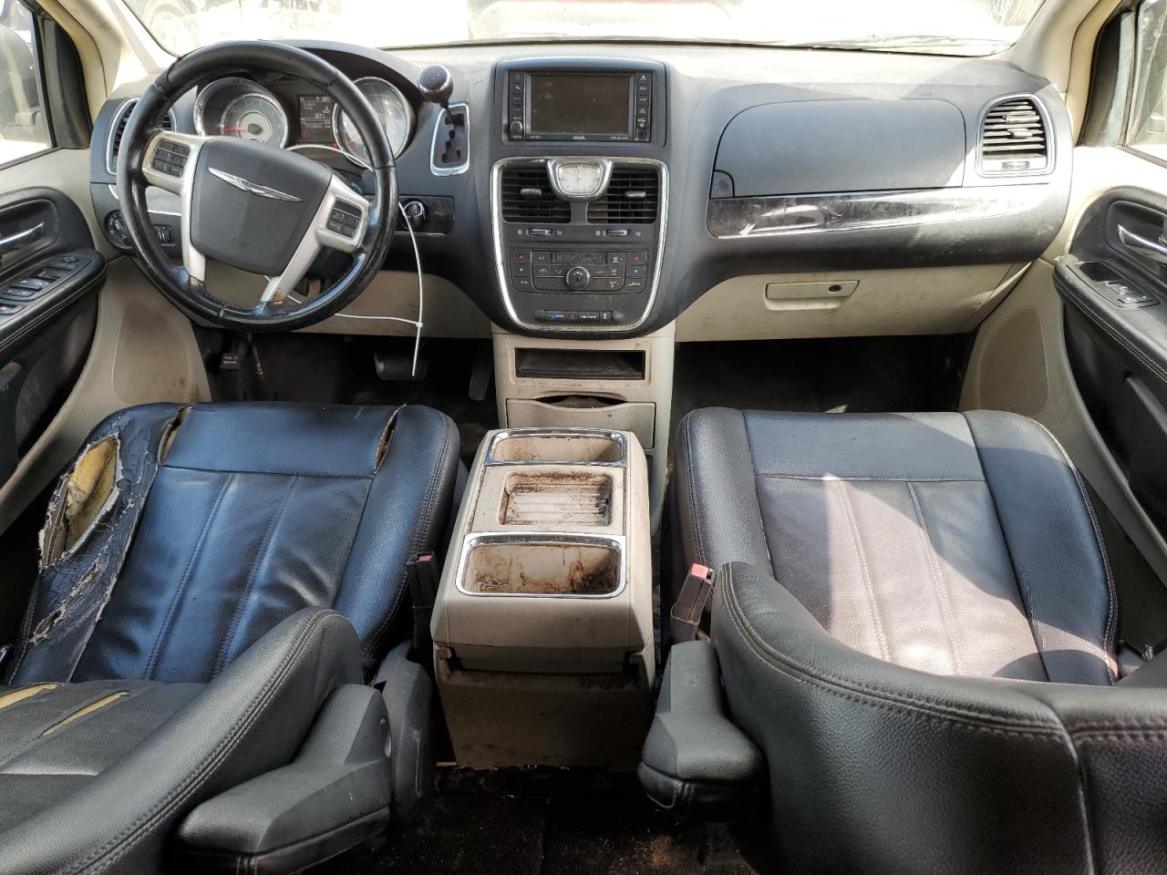 2015 Chrysler Town & Country Touring VIN: 2C4RC1BG2FR587718 Lot: 84927375