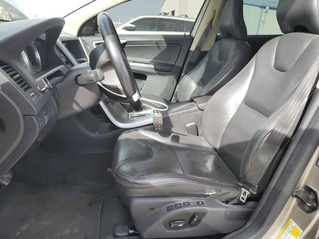 2012 Volvo Xc60 3.2 VIN: YV4952DL0C2237375 Lot: 91021865