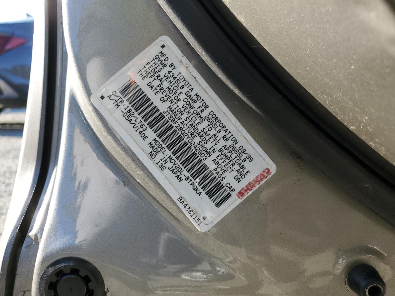 2000 Lexus Es 300 VIN: JT8BF28G2Y0242903 Lot: 82256085