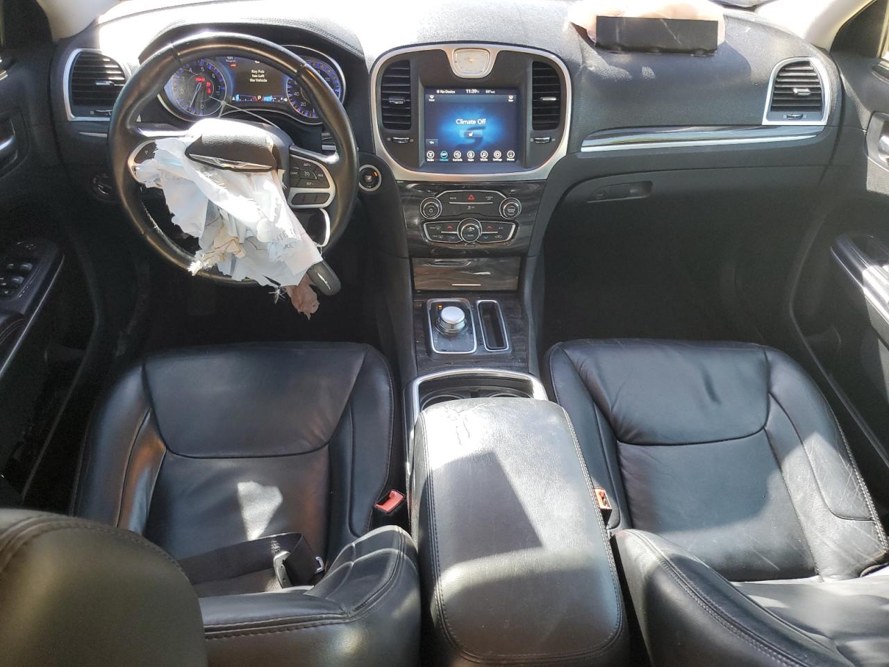 2017 Chrysler 300 Limited VIN: 2C3CCAAG6HH521743 Lot: 86840685