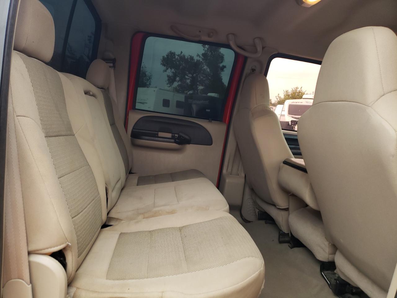 2005 Ford F250 Super Duty VIN: 1FTSW21Y75EB91370 Lot: 85713045