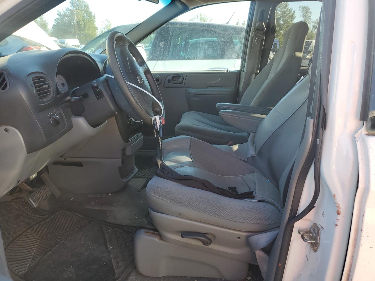 2005 Dodge Caravan Se VIN: 1D4GP25R15B159654 Lot: 85355825