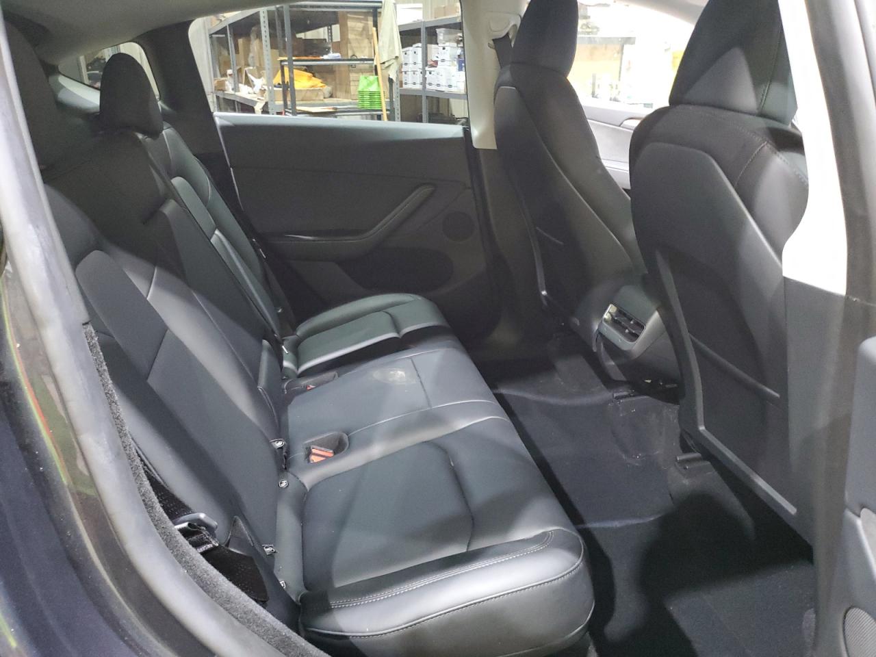 2025 Tesla Model Y VIN: 7SAYGDEE3SA357297 Lot: 85738535