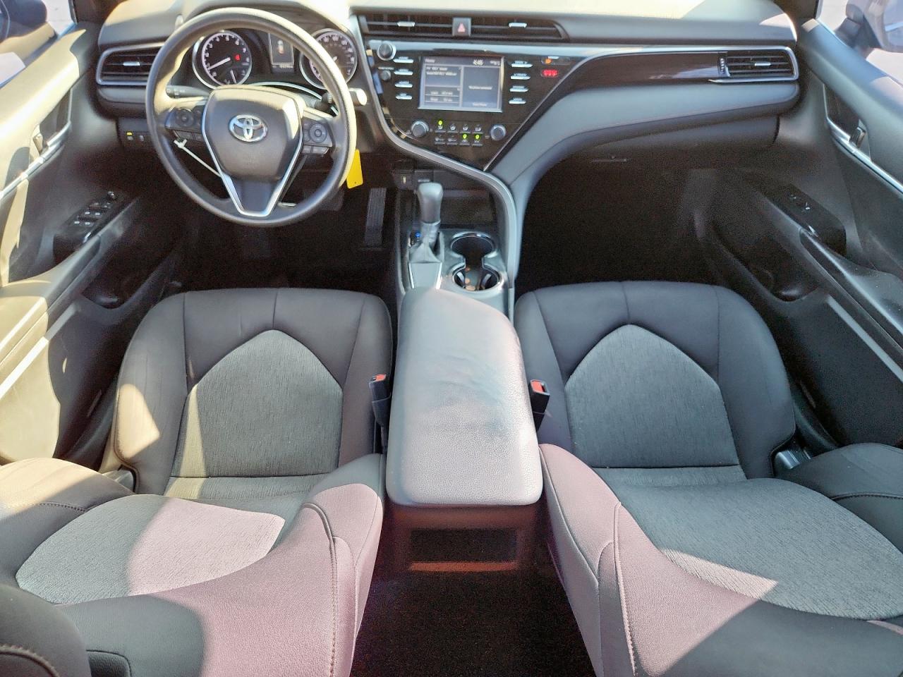 2019 Toyota Camry L VIN: 4T1B11HK9KU180992 Lot: 86313225