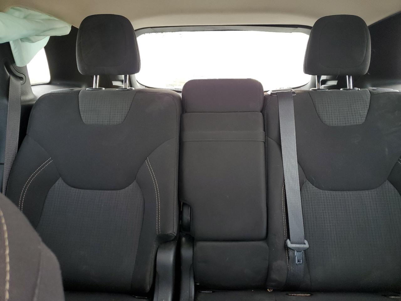 2016 Jeep Cherokee Latitude VIN: 1C4PJMCS3GW152796 Lot: 87222965