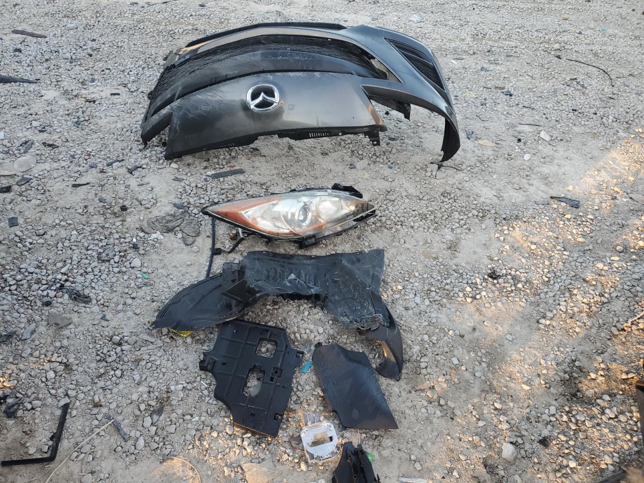 2011 Mazda 3 I VIN: JM1BL1VF5B1390321 Lot: 85922675