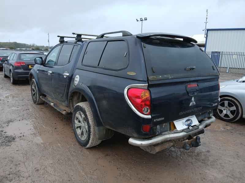2010 MITSUBISHI L200 BARB LB DCB DI-D 4X4 