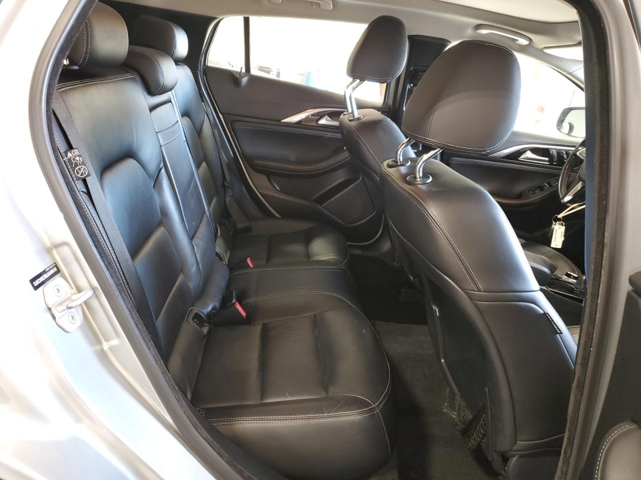 2018 Infiniti Qx30 Base VIN: SJKCH5CR8JA049419 Lot: 89842885