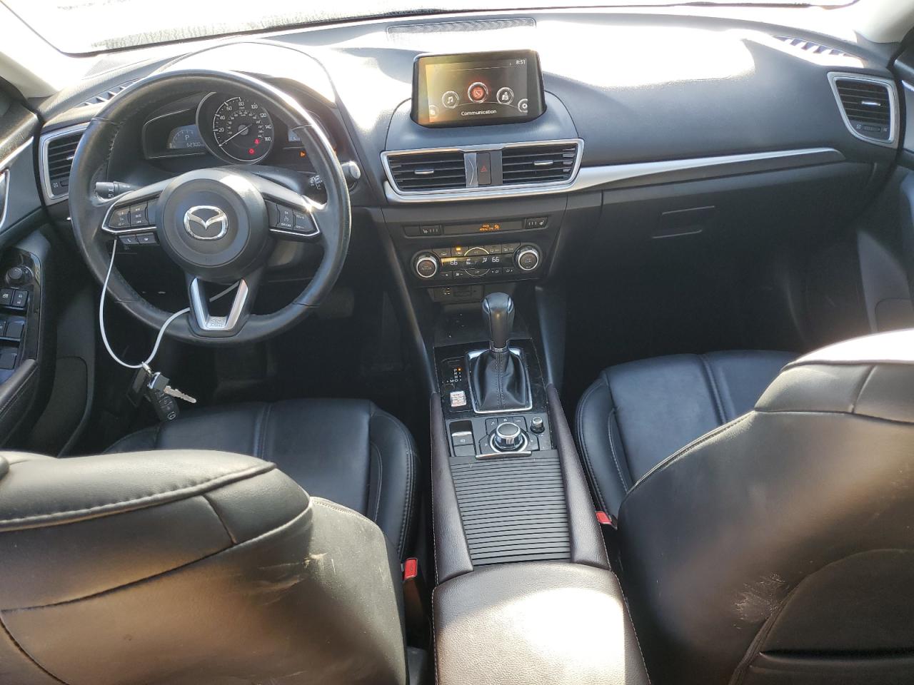 2018 Mazda 3 Touring VIN: 3MZBN1V30JM219751 Lot: 85573095