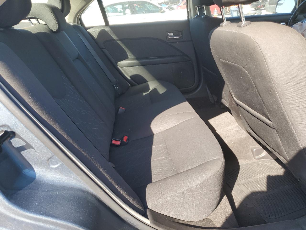 2011 Mercury Milan VIN: 3MEHM0HA4BR603510 Lot: 81771995