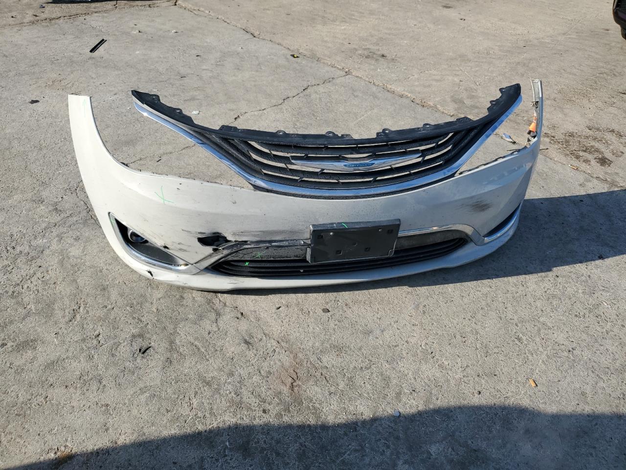 2019 Chrysler Pacifica Hybrid Touring L VIN: 2C4RC1L72KR655752 Lot: 87048815