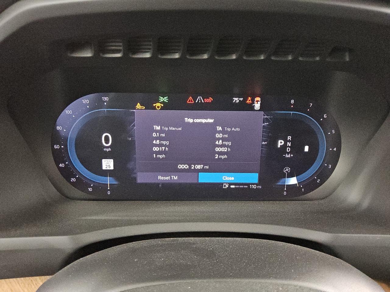 2025 Volvo Xc90 Plus VIN: YV4M12PE3S1334576 Lot: 84814015