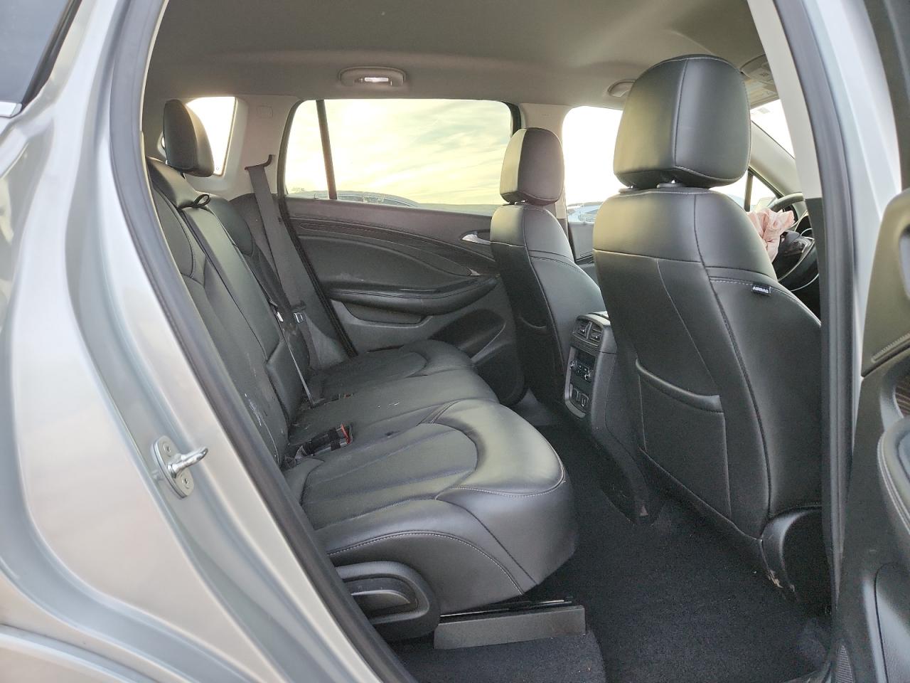 2019 Buick Envision Essence VIN: LRBFX2SA4KD099312 Lot: 90627775