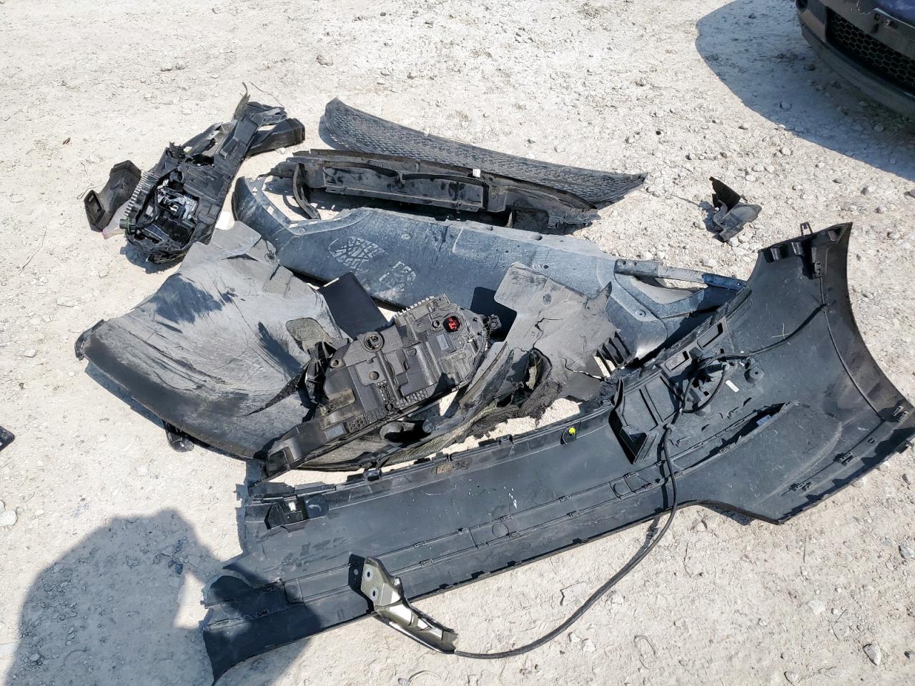 2018 Land Rover Range Rover Velar S VIN: SALYB2RV3JA709114 Lot: 84458665