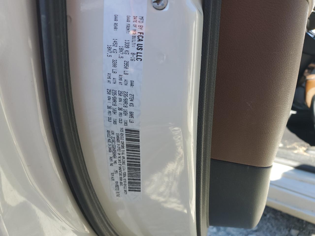 2017 Chrysler Pacifica Limited VIN: 2C4RC1GG0HR560464 Lot: 85902135