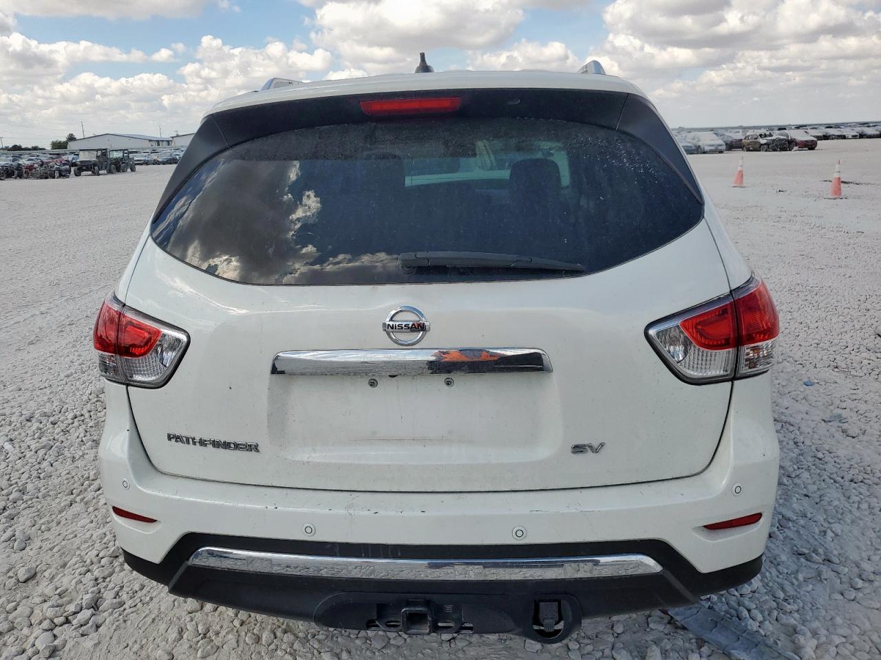 2014 Nissan Pathfinder S VIN: 5N1AR2MN3EC712810 Lot: 85587165