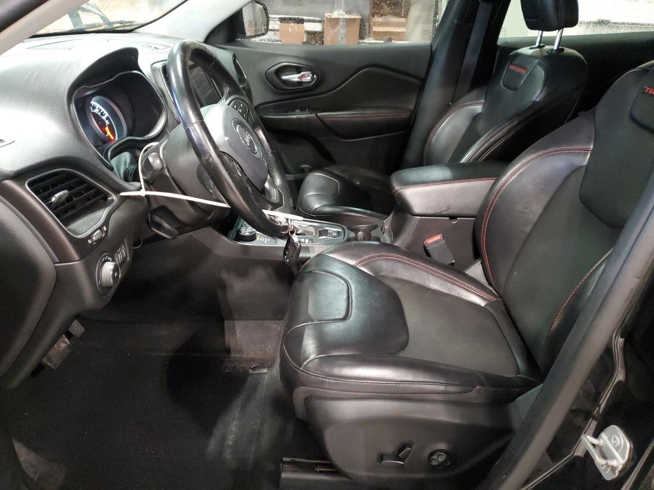 2020 Jeep Cherokee Trailhawk VIN: 1C4PJMBX3LD636681 Lot: 87450025