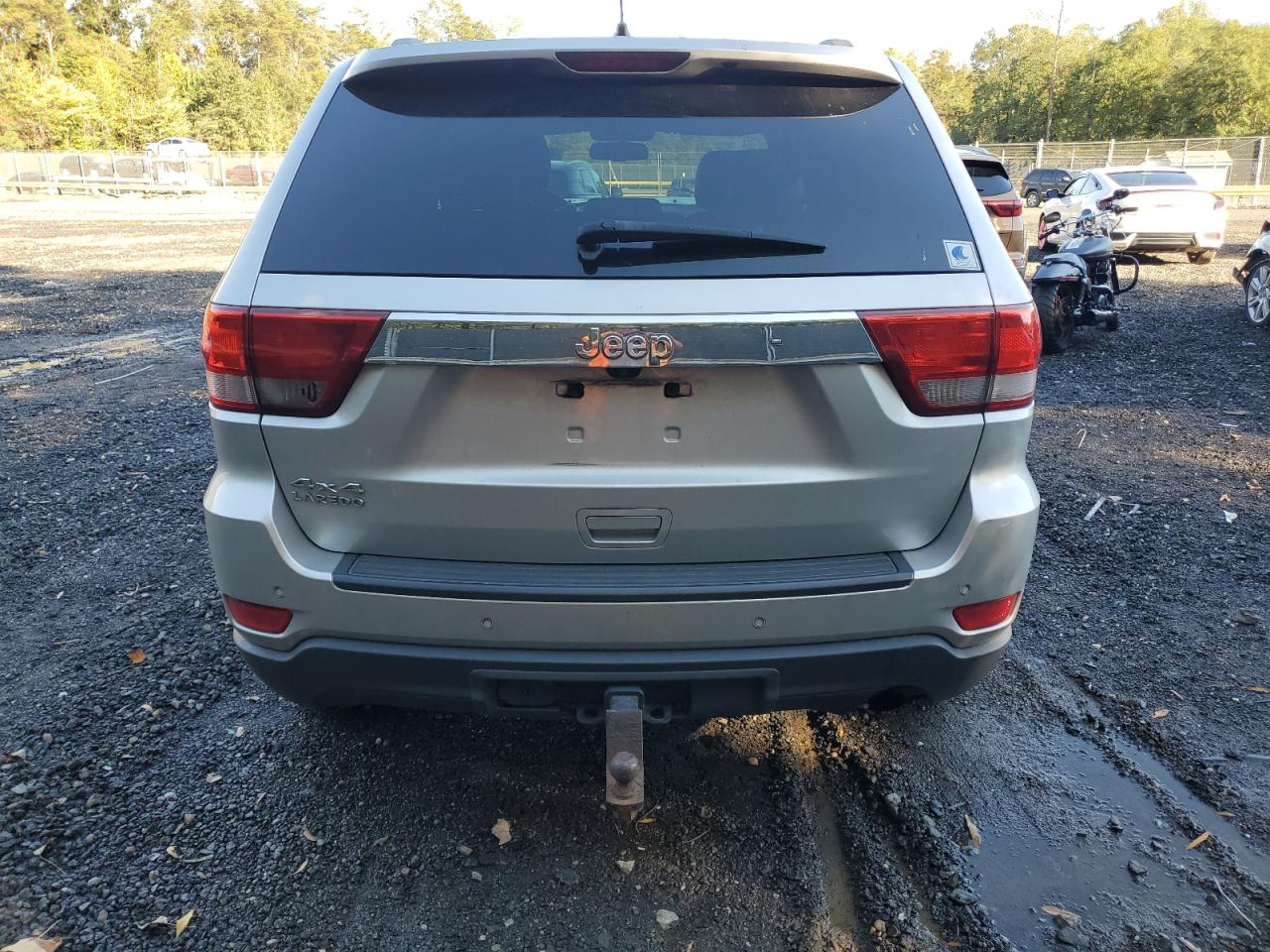 2011 Jeep Grand Cherokee Laredo VIN: 1J4RR4GG1BC656999 Lot: 82374915